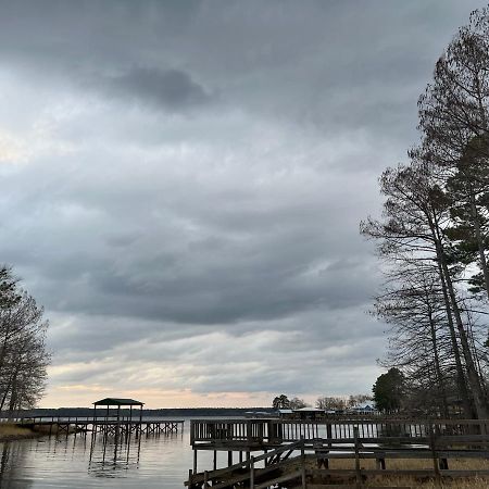 Driftwood Inn And Lodge By The Lake Zwolle Extérieur photo