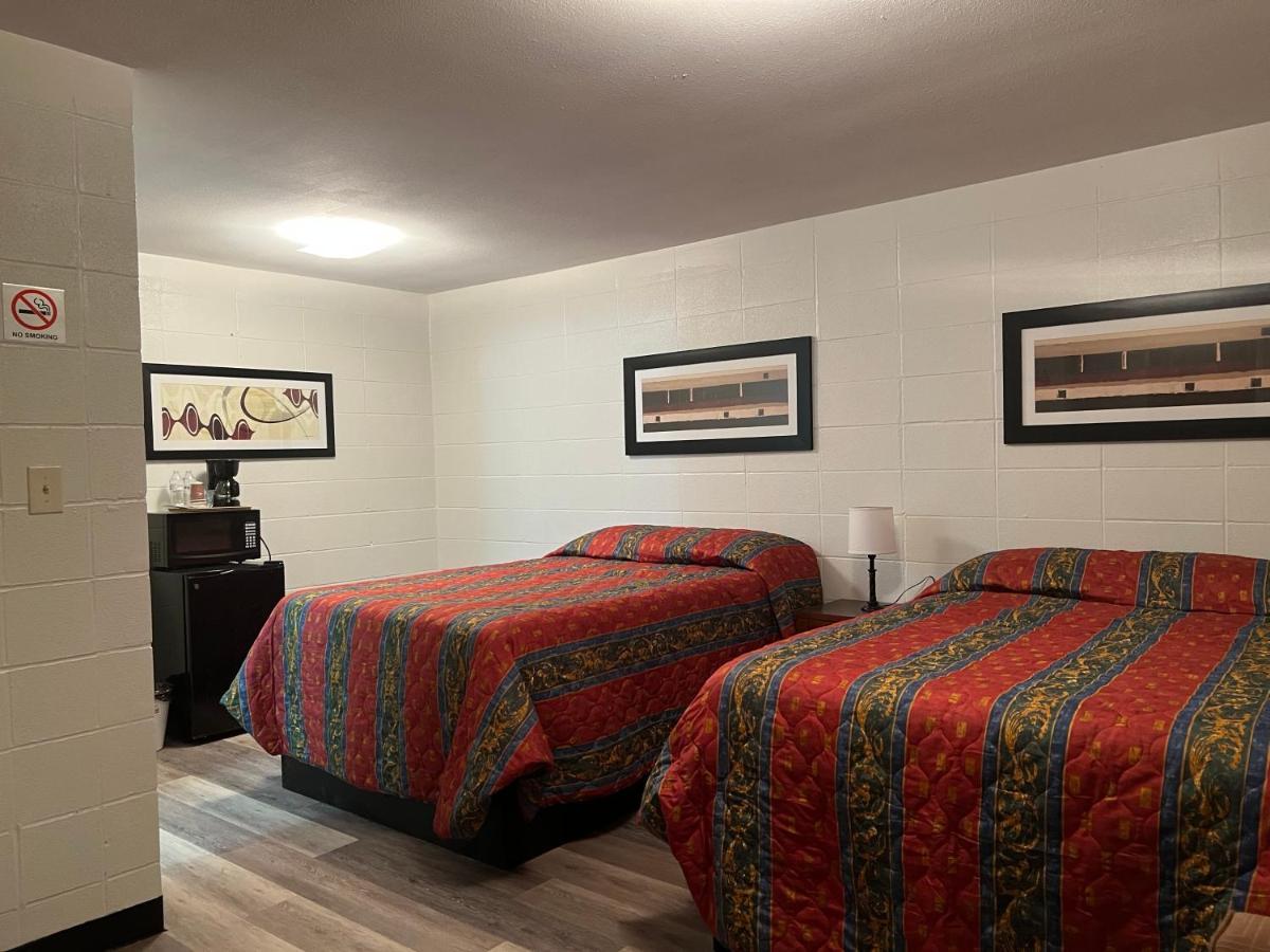 Driftwood Inn And Lodge By The Lake Zwolle Extérieur photo